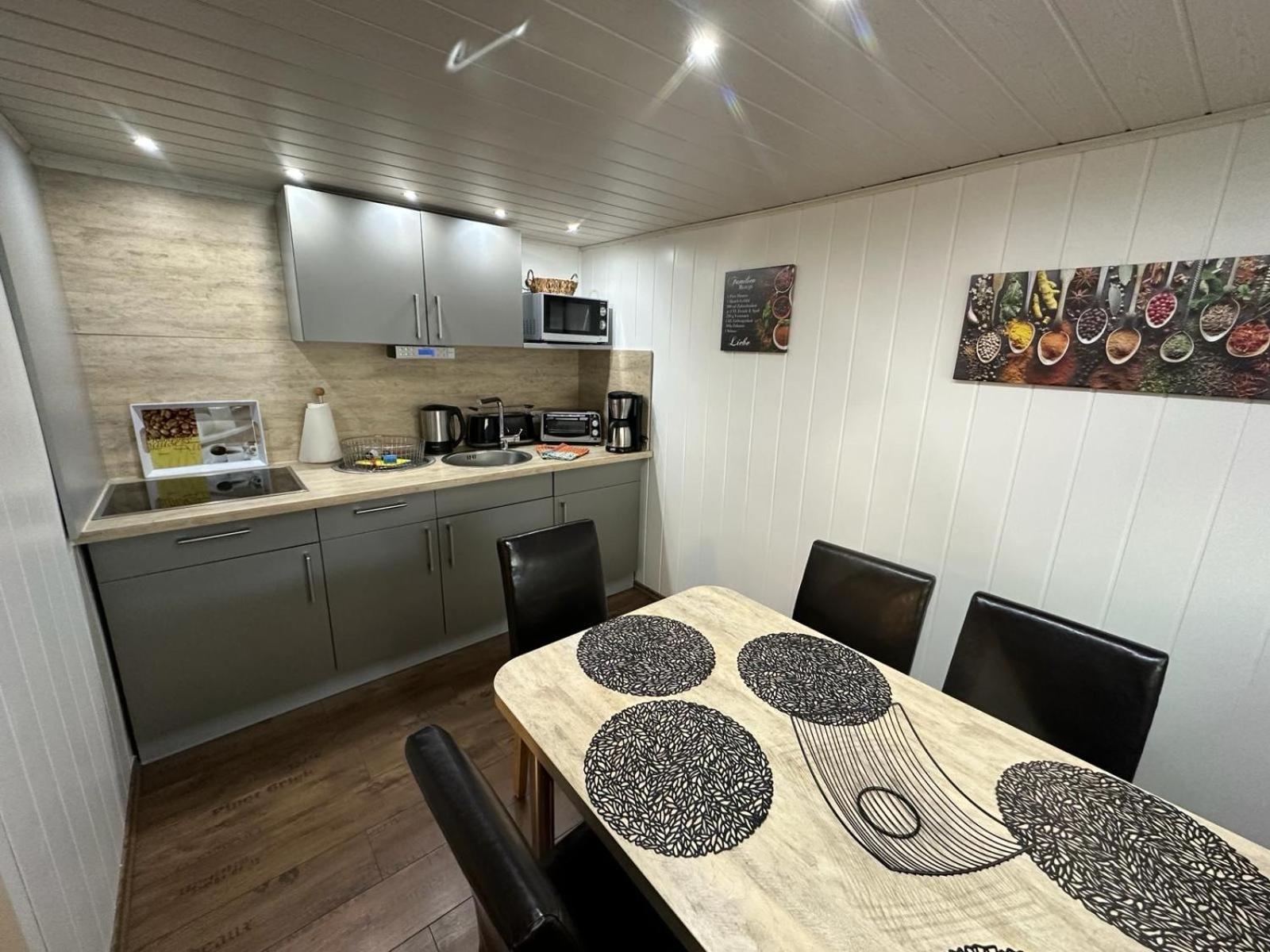 Christels Ferienwohnung 1 In Thale Mit Sonnenterrasse Und Grill 외부 사진