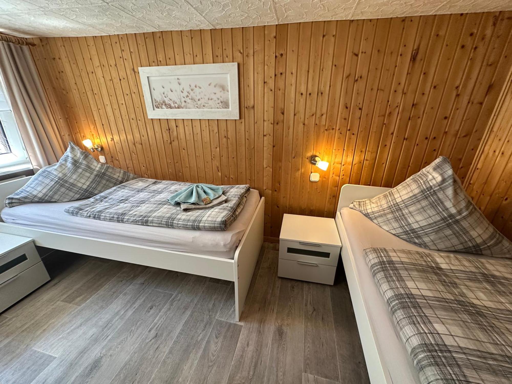 Christels Ferienwohnung 1 In Thale Mit Sonnenterrasse Und Grill 외부 사진