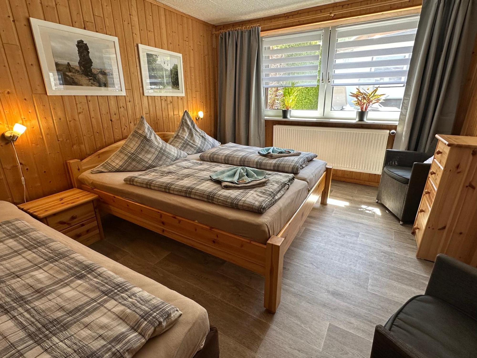 Christels Ferienwohnung 1 In Thale Mit Sonnenterrasse Und Grill 외부 사진